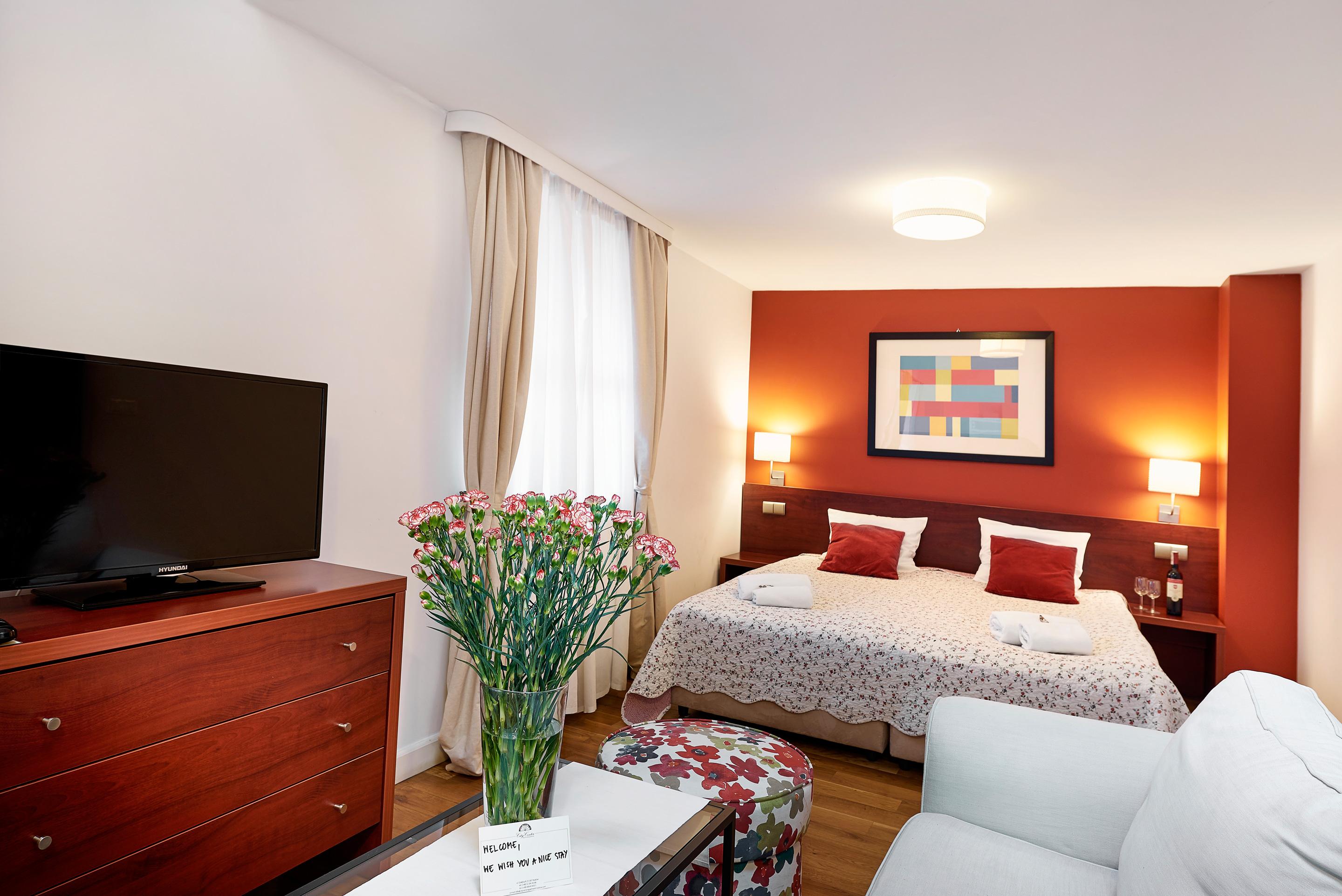 Golebia 8 Aparthotel 3*