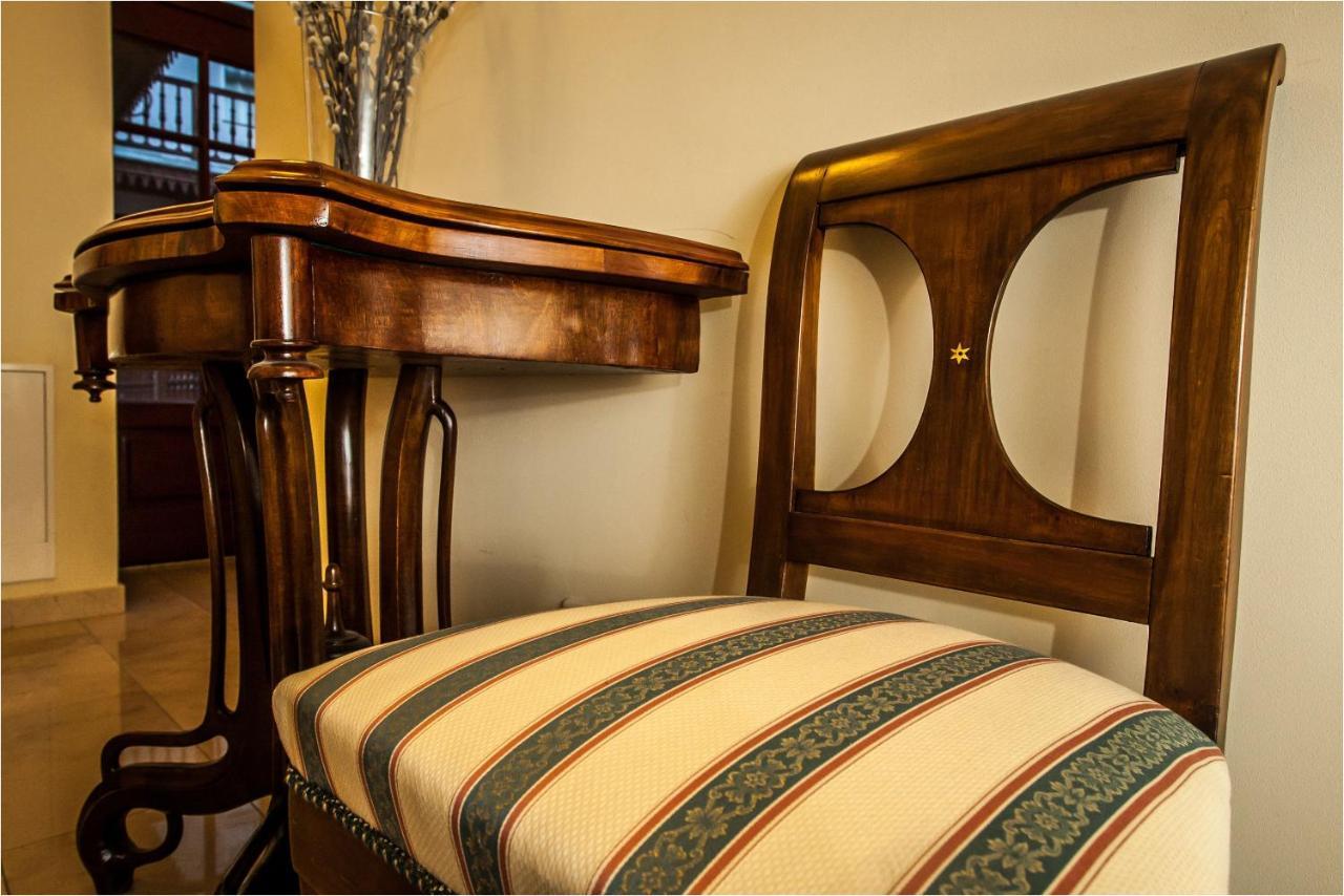 Golebia 8 Aparthotel